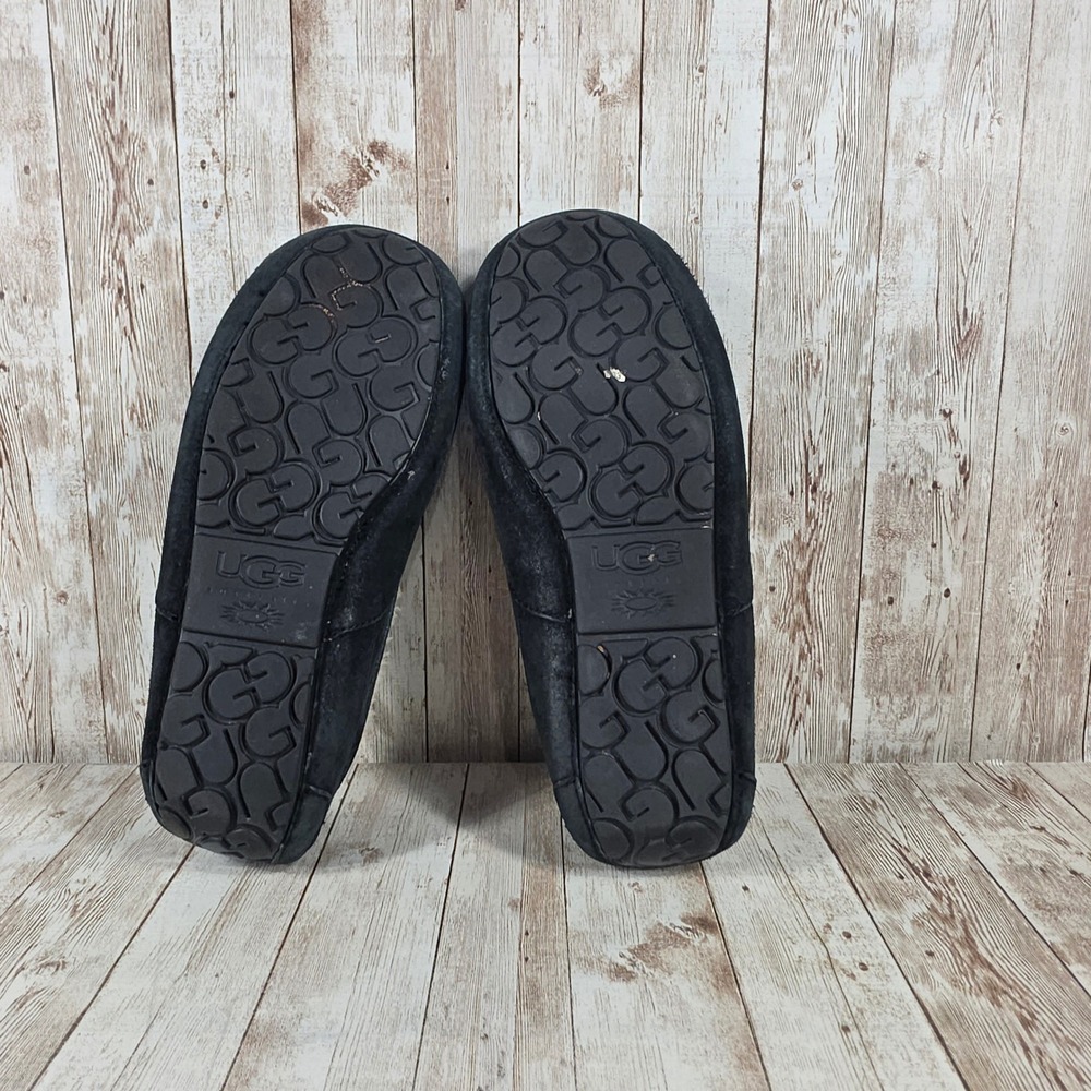 UGG Australia Men's Black Suede Sheepskin Lined Moccasin Slippers Size 11 - Picture 7 of 8